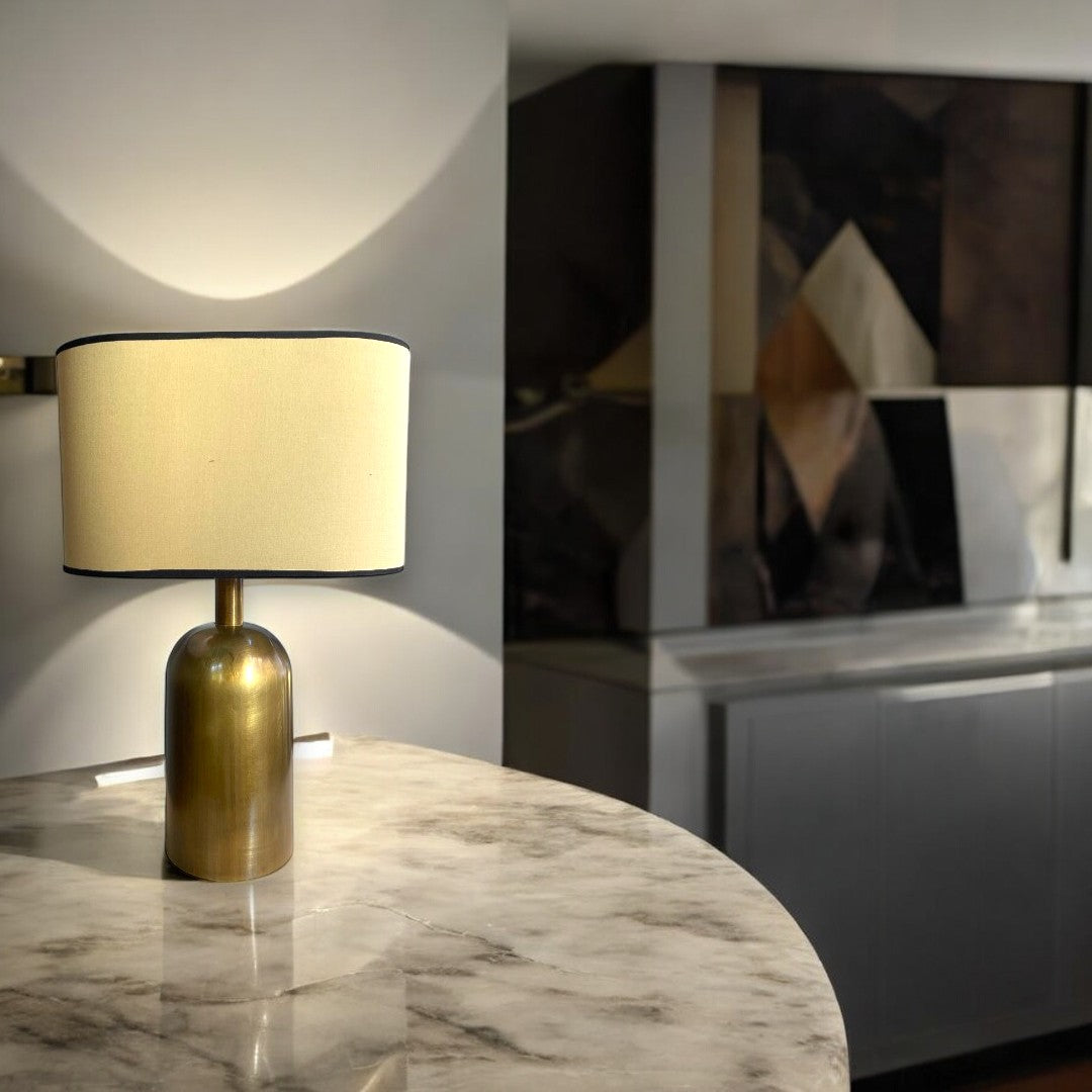 Valeria Lamp