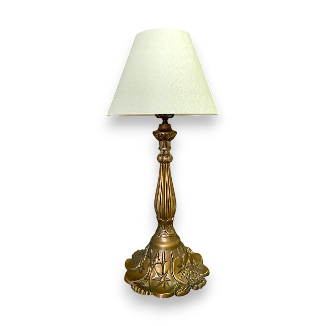 Amara Lamp