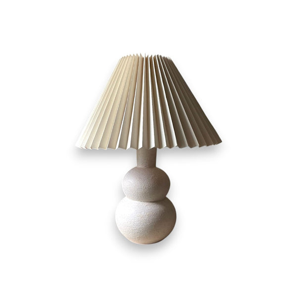 Pearl Crest Lamp